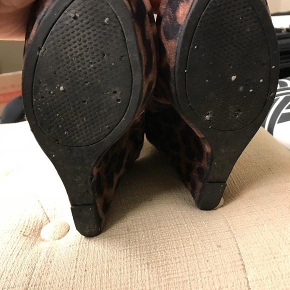 Cheetah Print Booties - Picture 2 of 3